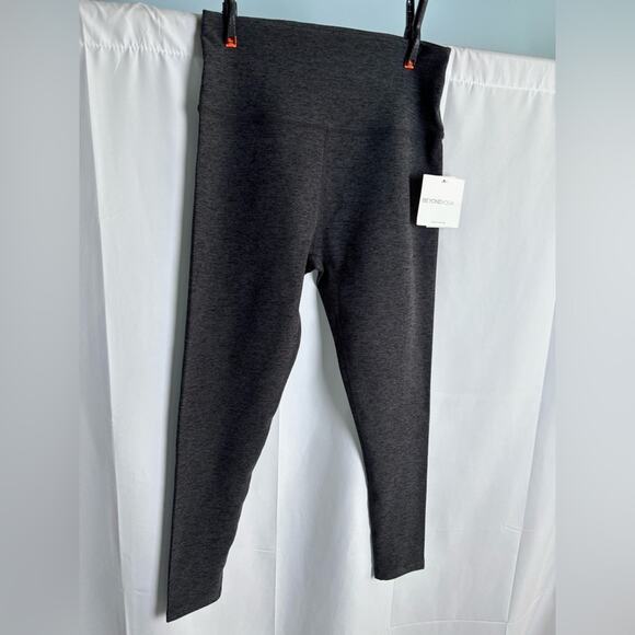 Beyond Yoga high waisted Midi Legging - Picture 4 of 7